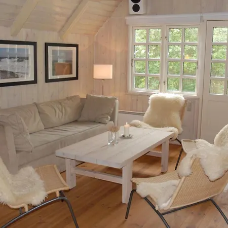 Semesterbostad Kalv - 75m From The Sea By Interhome